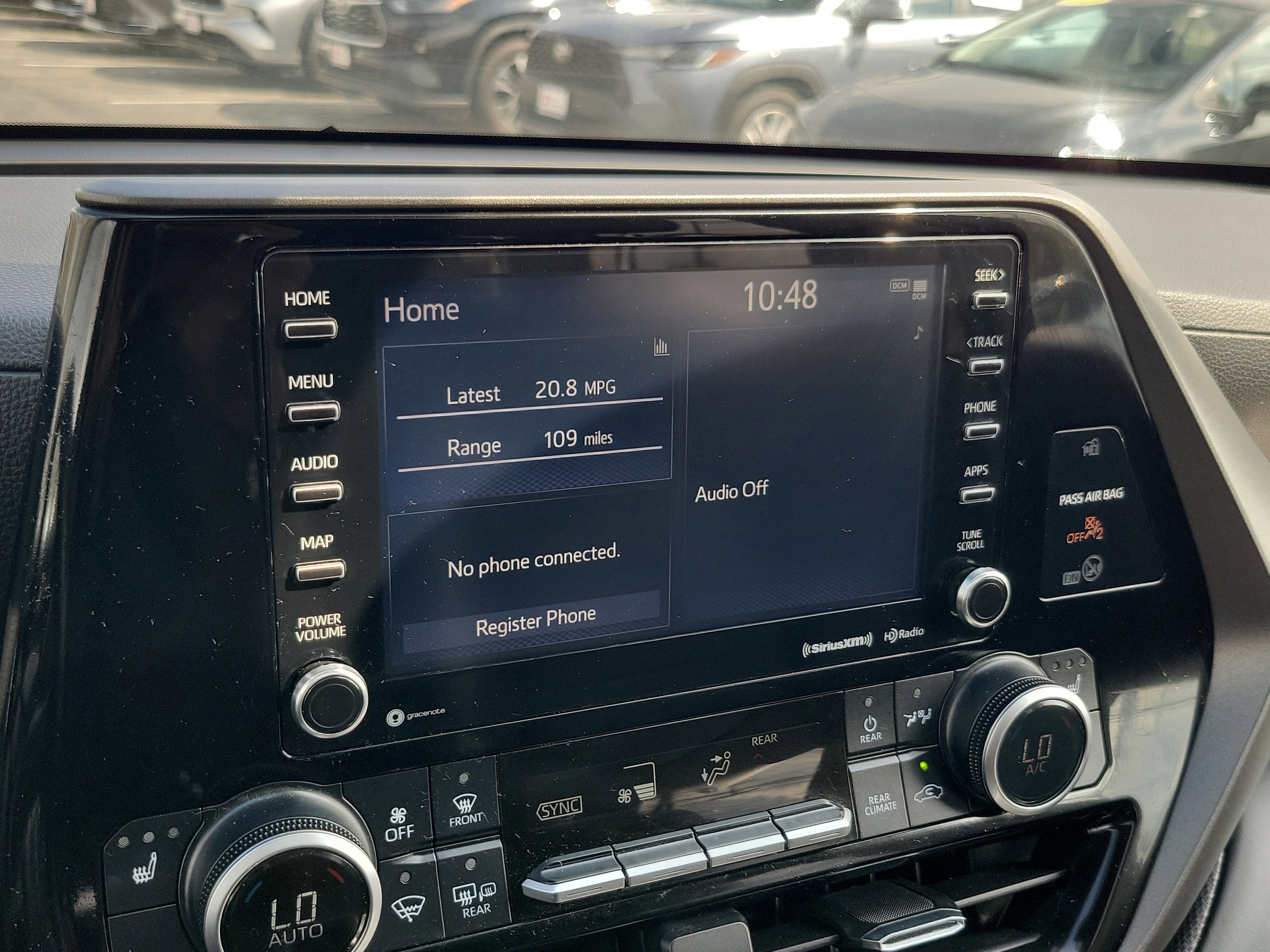 Used 2021 Toyota Highlander XLE image 28