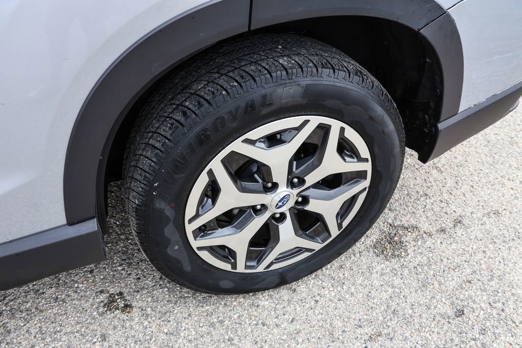 Used 2021 Subaru Forester Premium image 15