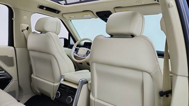 Used 2024 Land Rover Range Rover SE AWD/4WD image 25