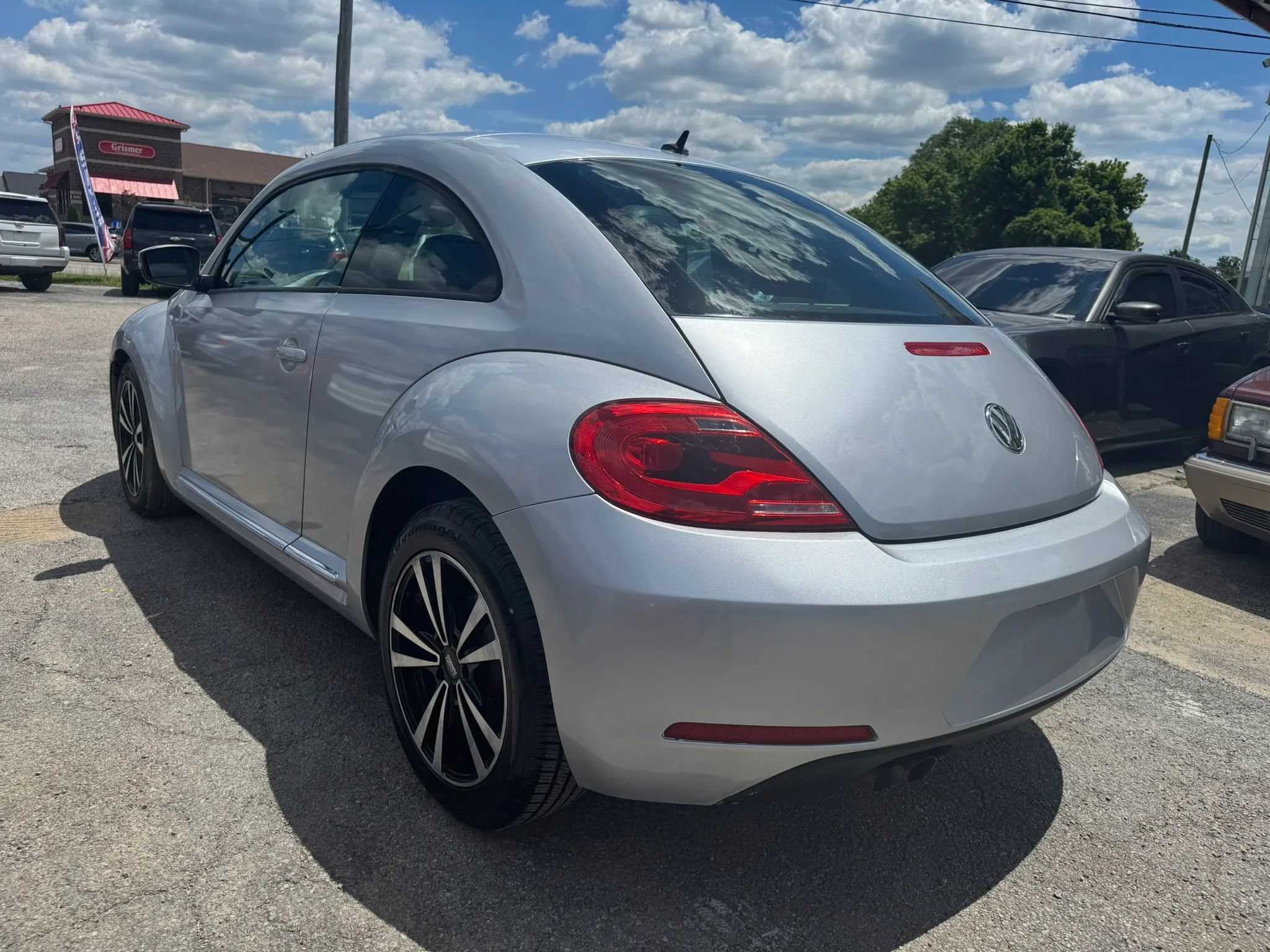 Used 2012 Volkswagen Beetle 2.5 FWD image 4