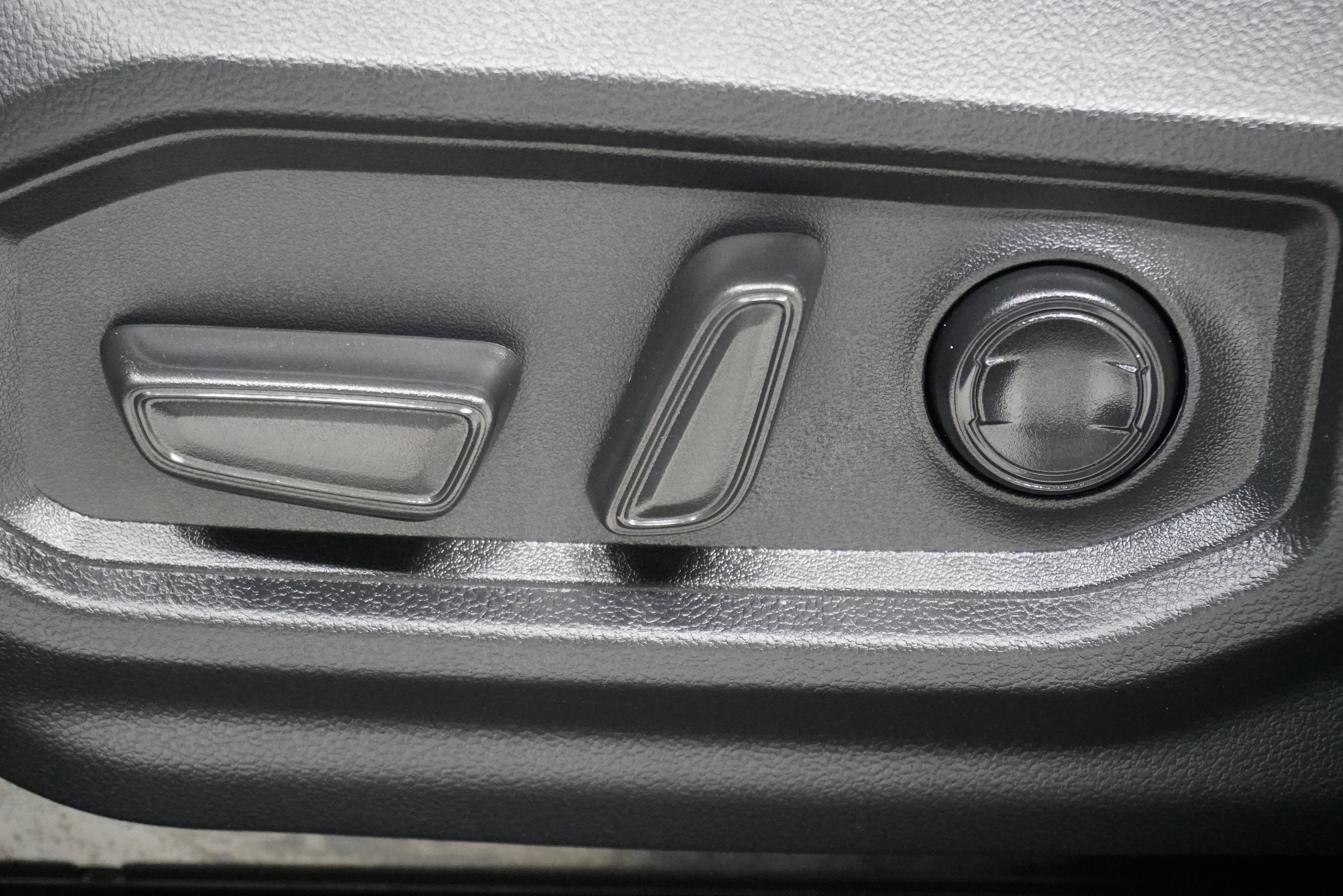 Used 2024 Toyota Tundra Limited image 13