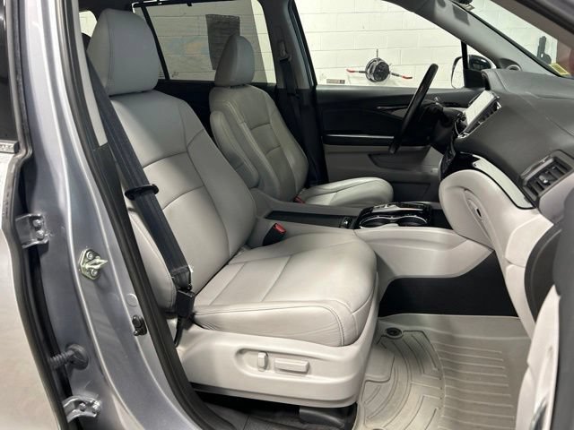 Used 2020 Honda Pilot Touring image 12