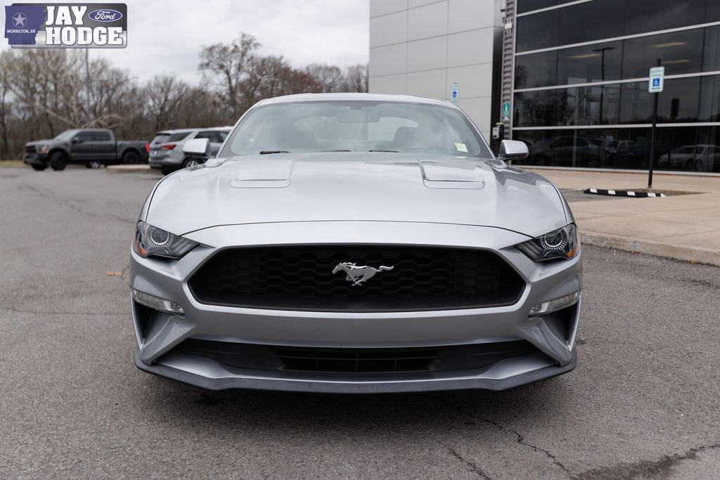 Used 2020 Ford Mustang Premium image 3