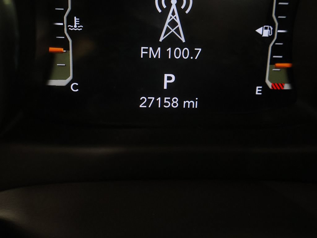 Used 2023 Jeep Wrangler Unlimited Sahara AWD/4WD image 35