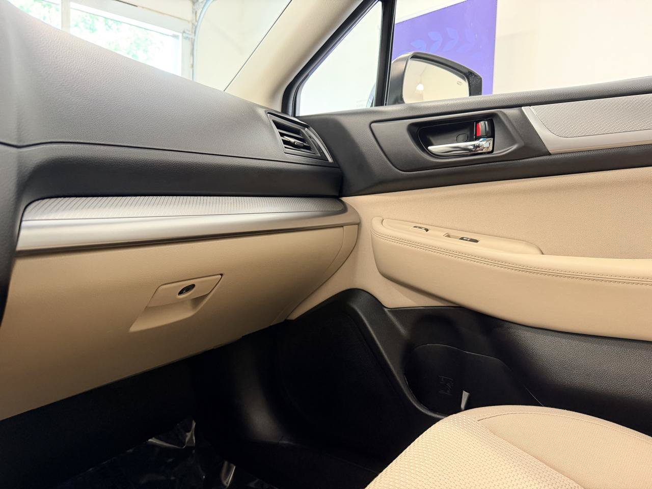 Used 2017 Subaru Outback 2.5i Premium AWD/4WD image 38