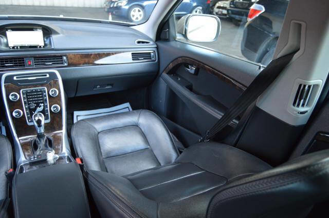 Used 2016 Volvo XC70 T5 Premier w/ Proximity Package image 56