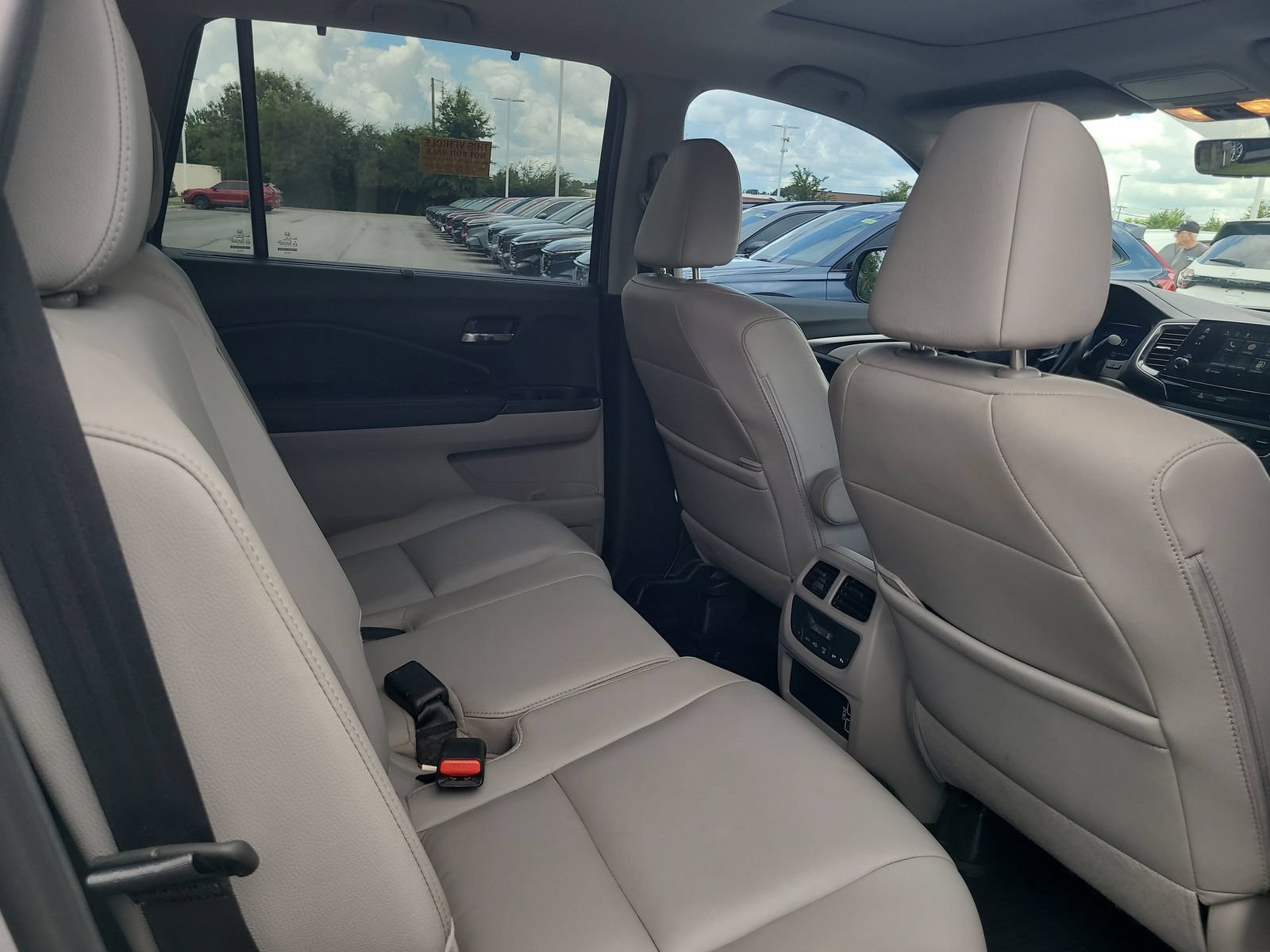 Used 2022 Honda Pilot EX-L image 30