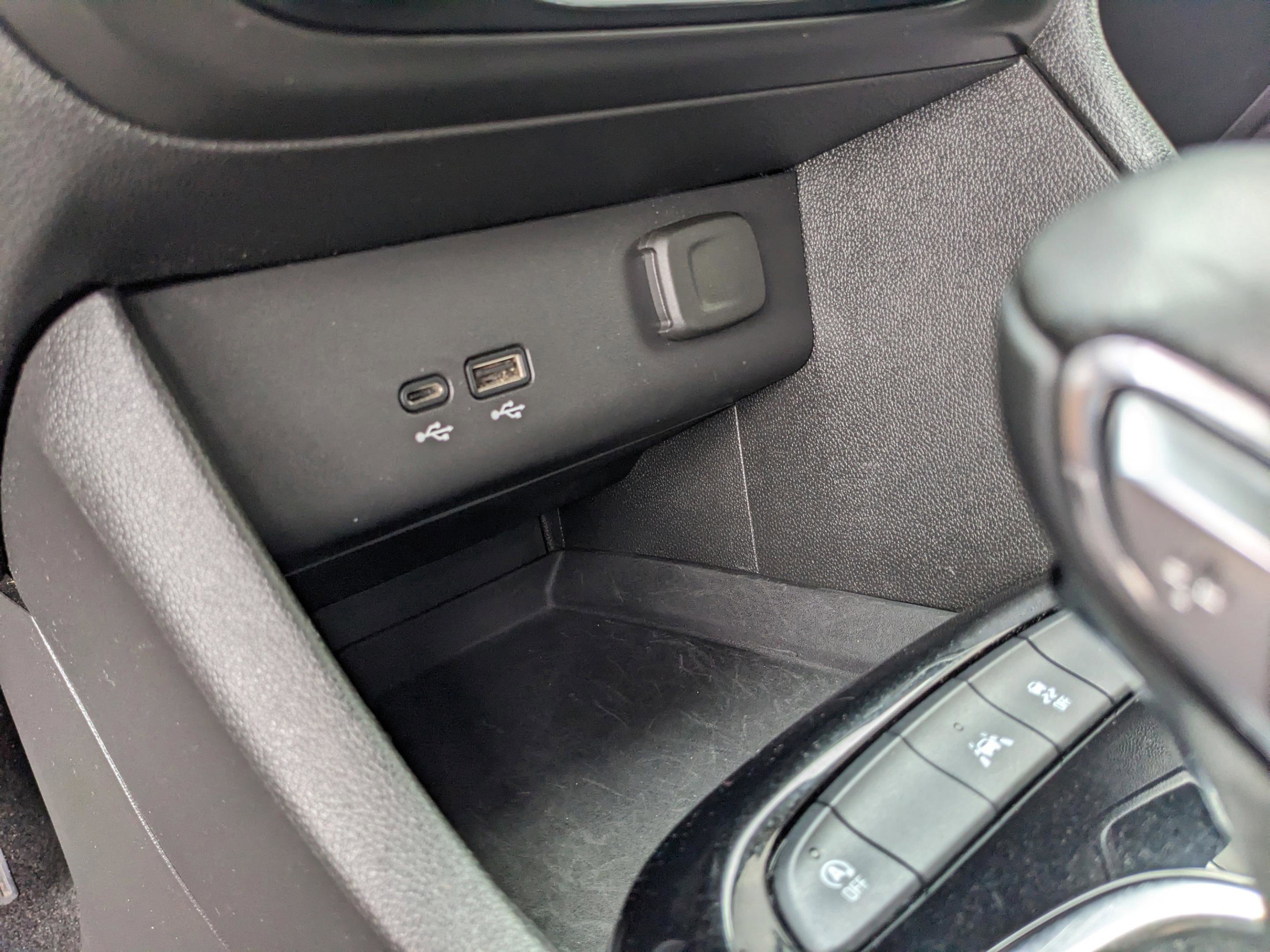 Used 2025 Buick Encore GX Preferred image 24