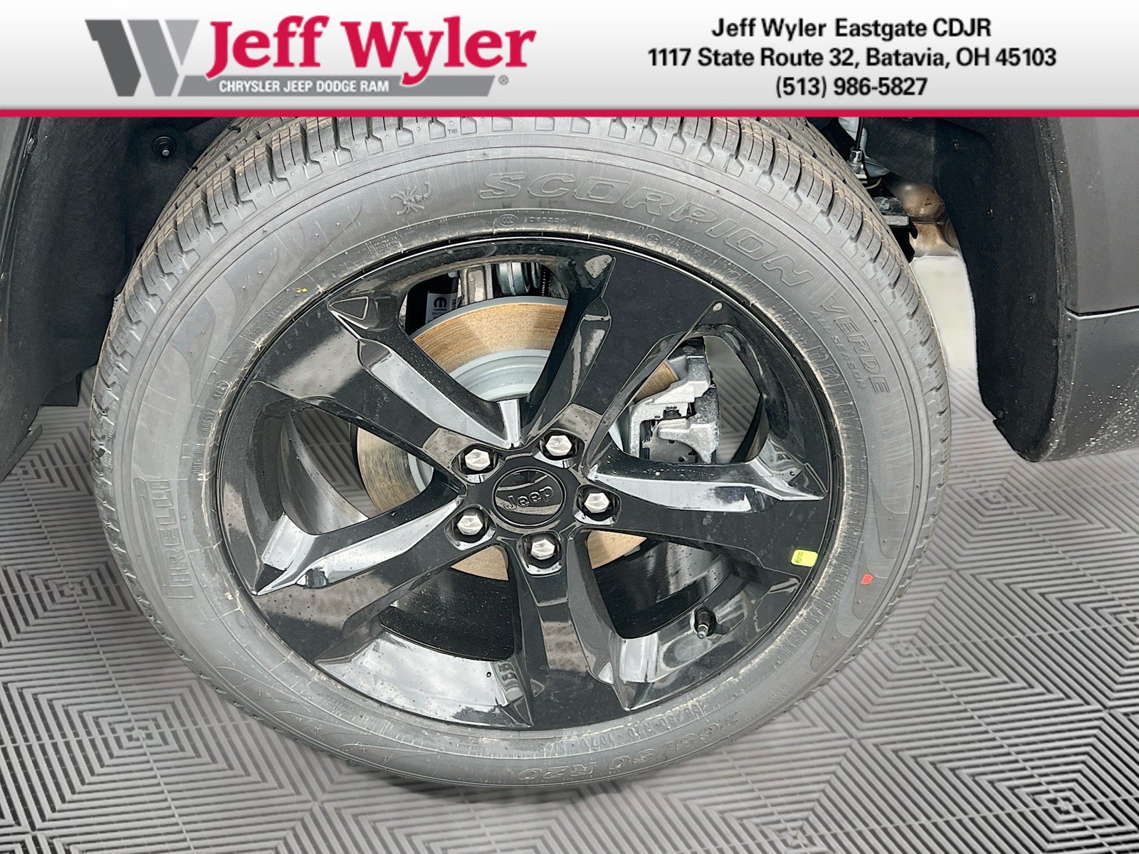 New 2026 Jeep Grand Cherokee Limited w/ Limited Altitude Package AWD/4WD image 33