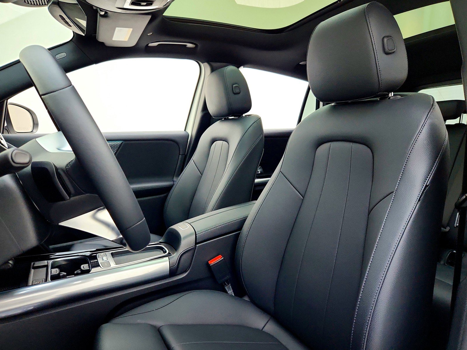 Certified 2026 Mercedes-Benz GLA 250 image 10