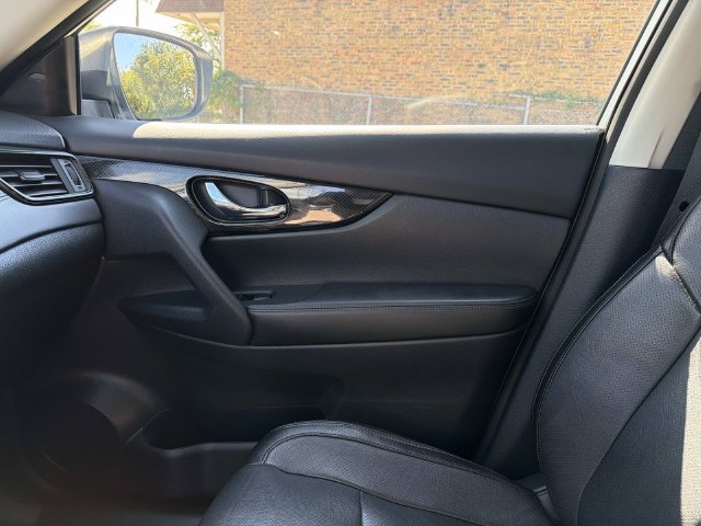 Used 2019 Nissan Rogue SL w/ Premium Package AWD/4WD image 22