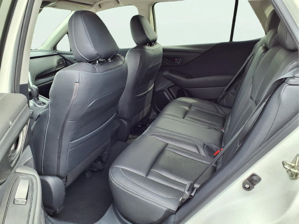 Used 2021 Subaru Outback AWD/4WD image 24