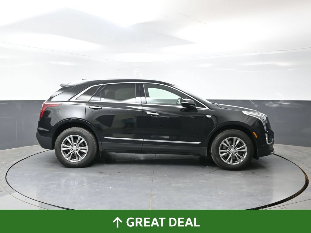 Used 2022 Cadillac XT5 Premium Luxury AWD/4WD image 2