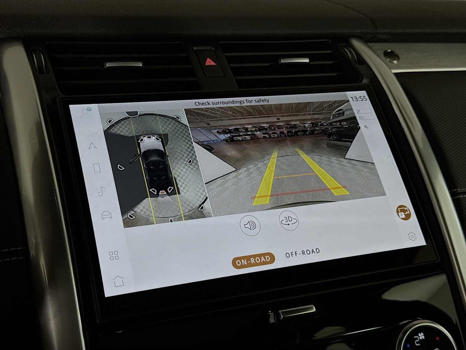 New 2026 Land Rover Discovery Limited Edition image 15