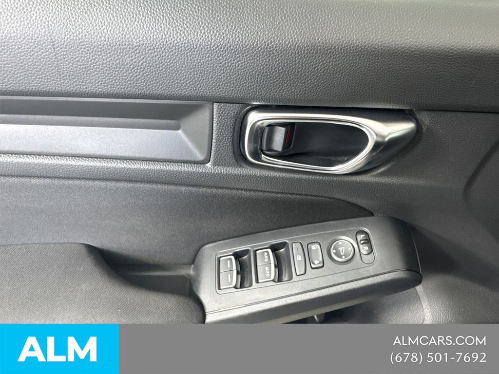 Used 2025 Honda Civic Sport image 13