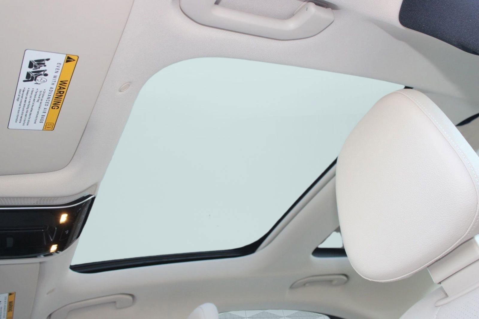 Used 2026 Mercedes-Benz E 350 Sedan image 16