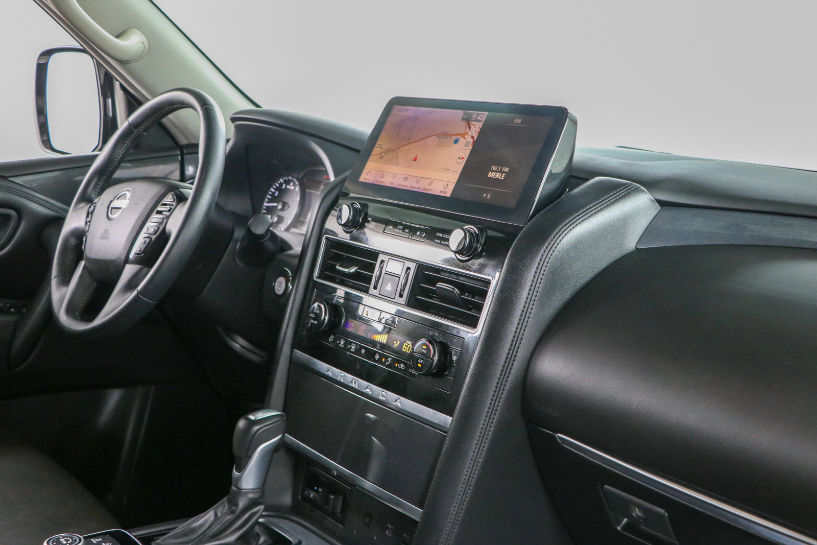 Used 2021 Nissan Armada SV w/ SV Appearance Package RWD image 27