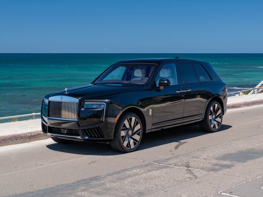 New 2026 Rolls-Royce Cullinan AWD/4WD image 1