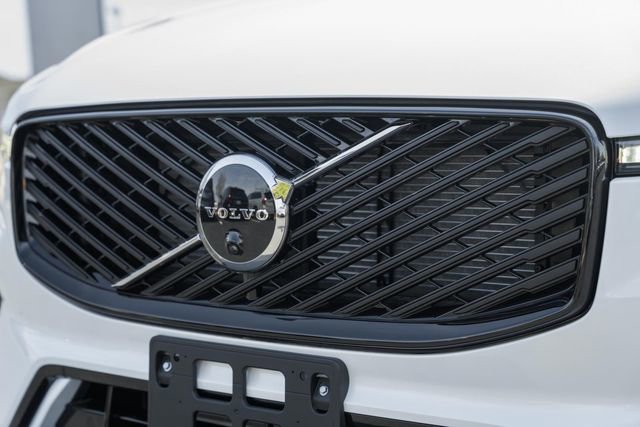 New 2026 Volvo XC60 T8 Ultra w/ Protection Package Premier image 12