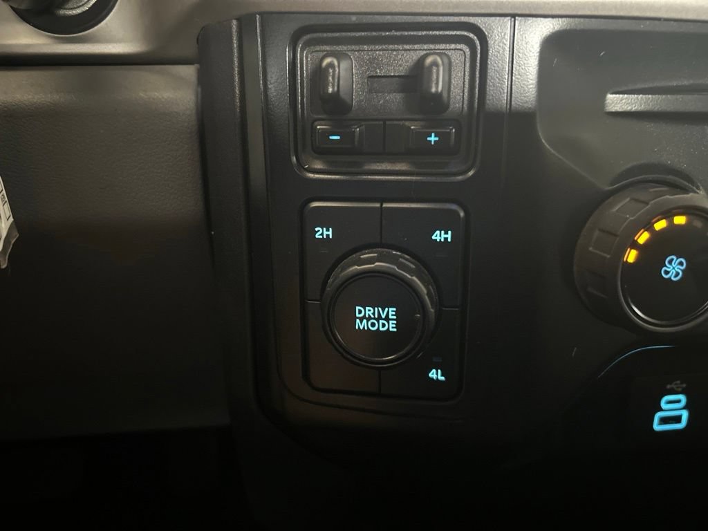 Used 2024 Ford F350 XLT AWD/4WD image 51