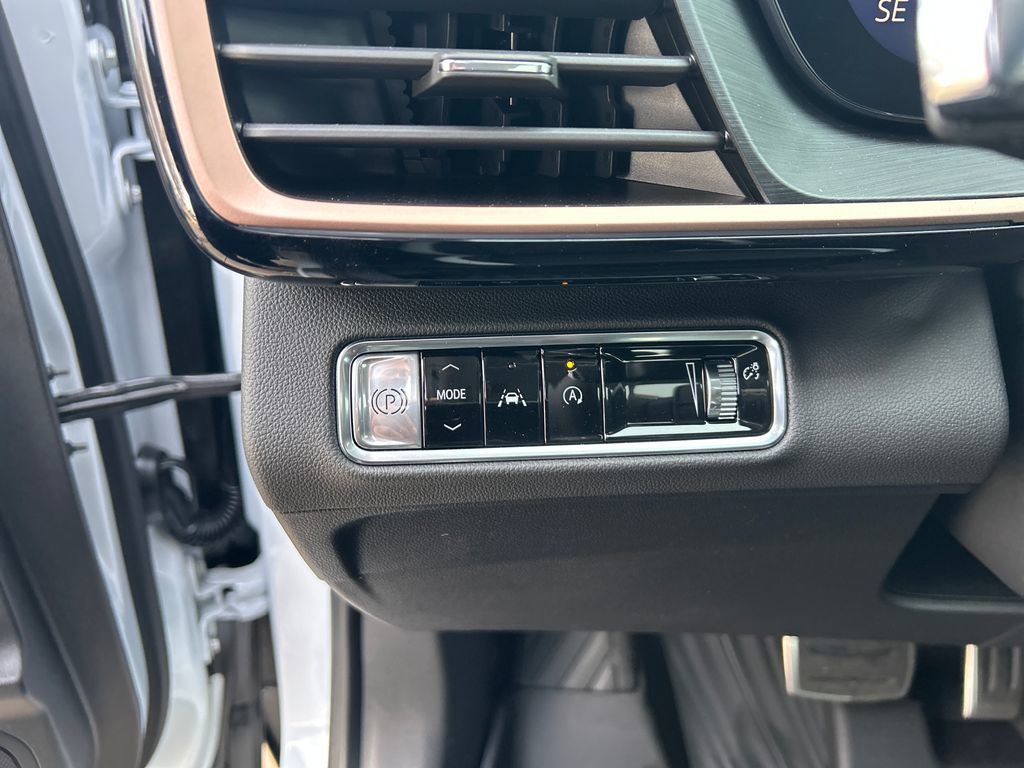 New 2026 Buick Envision Sport Touring image 18