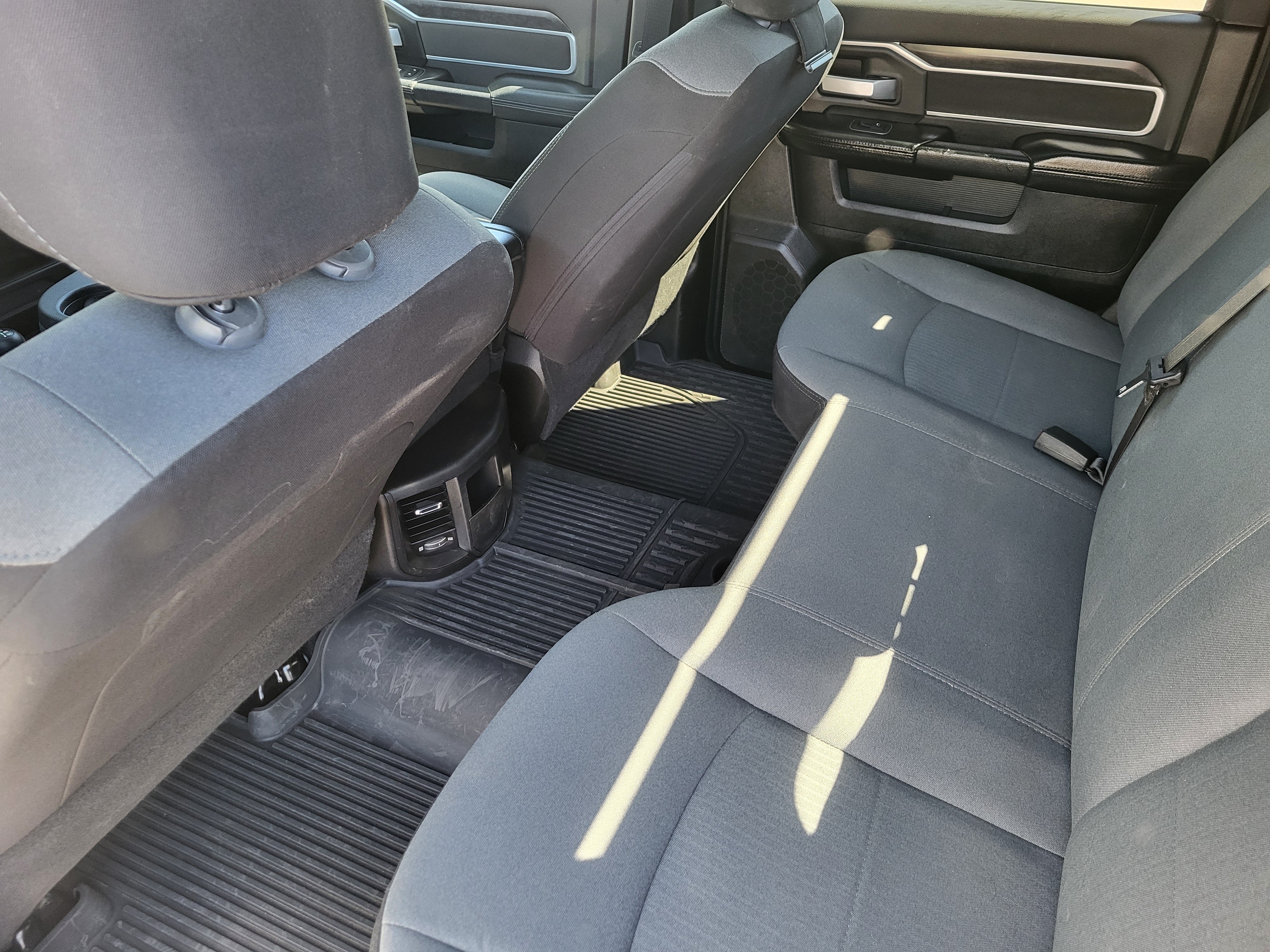 Used 2024 RAM 3500 SLT w/ Quick Order Package 2YG SLT AWD/4WD image 23