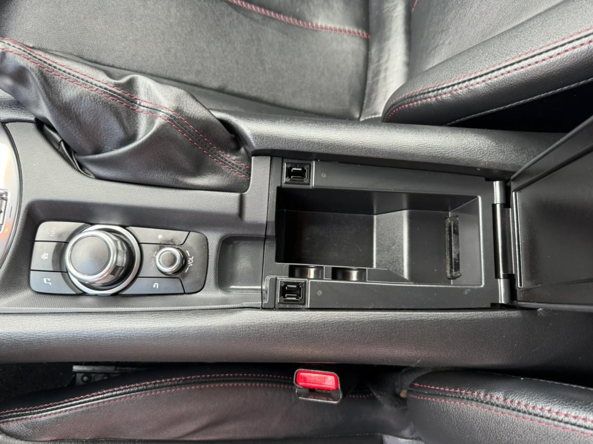 Used 2018 MAZDA MX-5 Miata Grand Touring RWD image 47