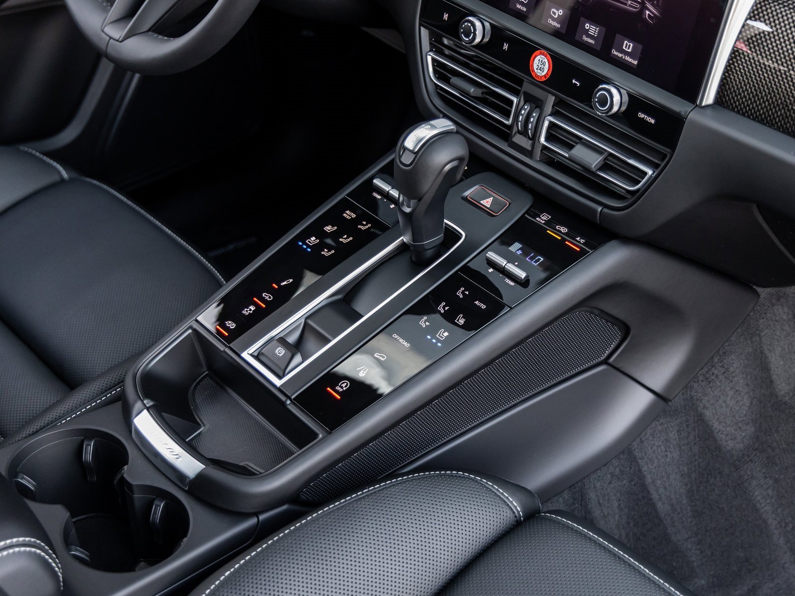 New 2026 Porsche Macan GTS image 35