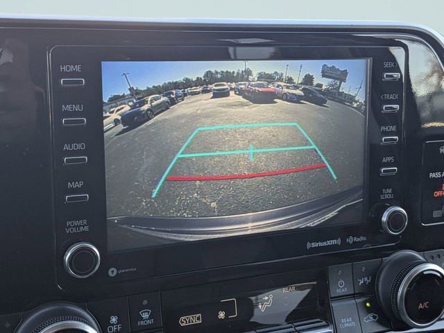 Used 2022 Toyota Highlander XLE image 23