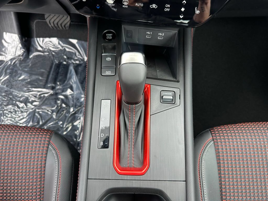 New 2026 Nissan Kicks SR w/ SR Premium Package AWD/4WD image 22