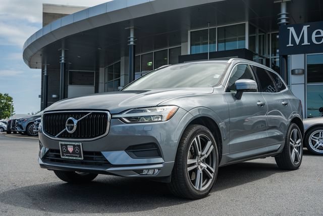 Used 2020 Volvo XC60 T6 Momentum w/ Protection Package Premier AWD/4WD image 3