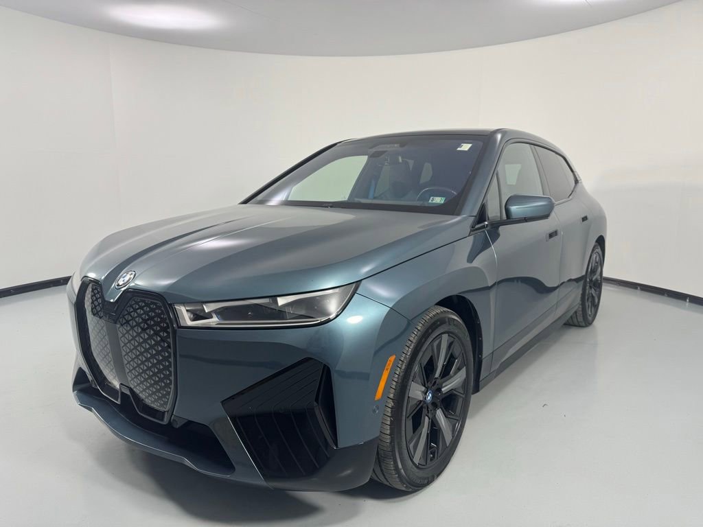 Certified 2023 BMW iX M60 w/ Executive Package AWD/4WD image 4