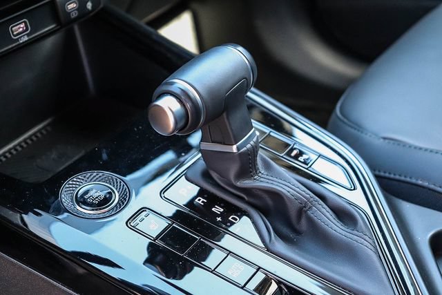 Certified 2025 Kia Niro EX FWD image 20