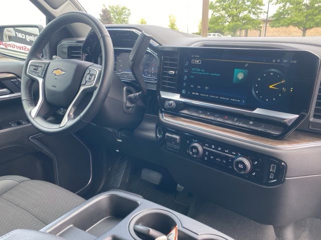 Used 2025 Chevrolet Silverado 1500 LT image 27