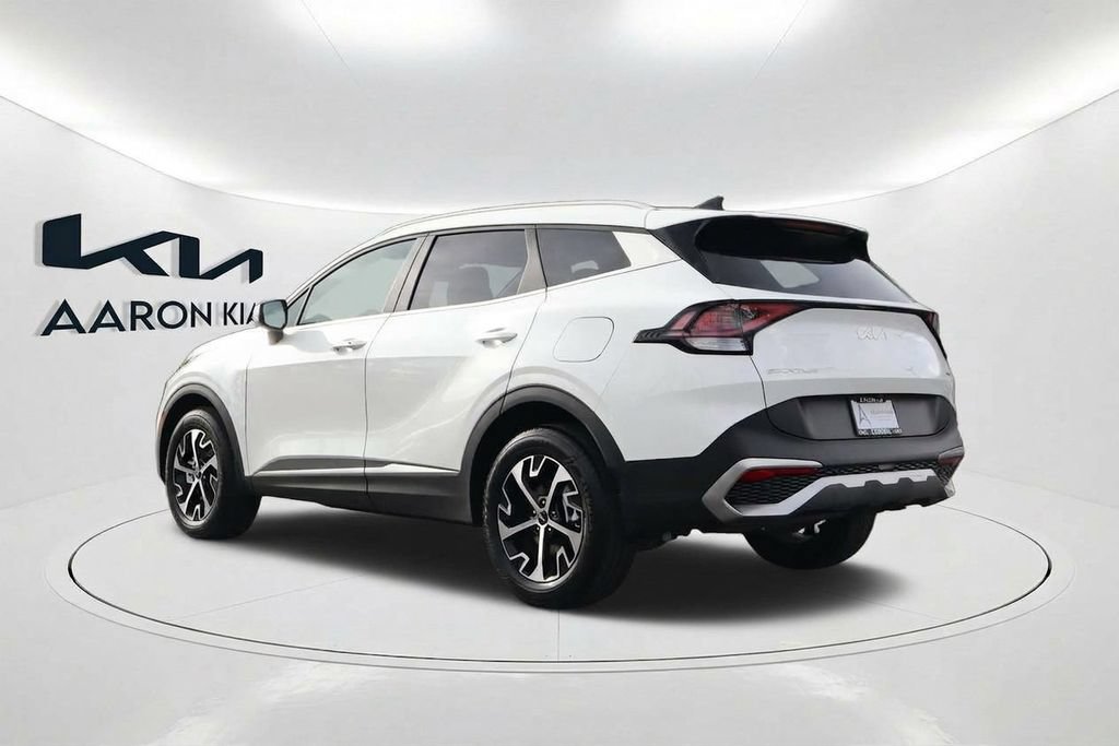 Used 2025 Kia Sportage EX AWD/4WD image 7