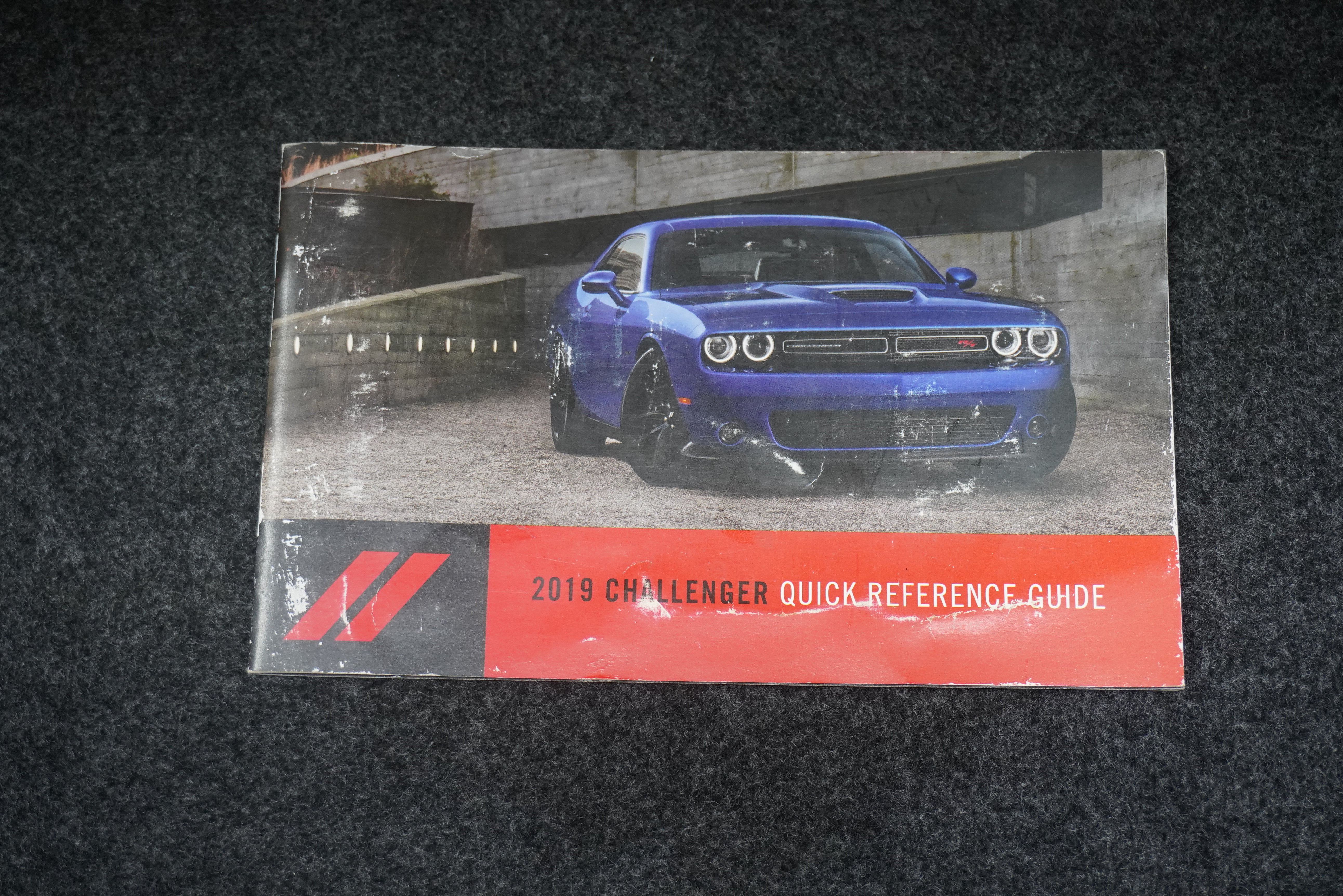 Used 2019 Dodge Challenger SXT RWD image 21