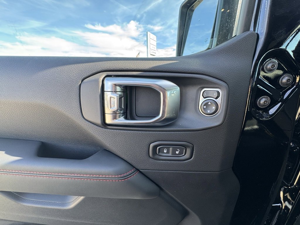 New 2026 Jeep Wrangler Unlimited Rubicon image 19