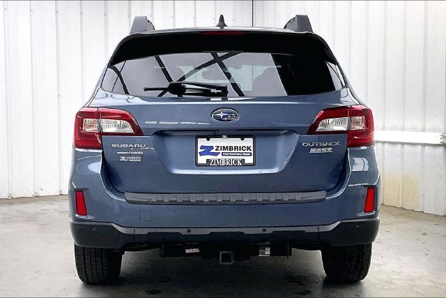 Used 2017 Subaru Outback 2.5i Limited AWD/4WD image 4