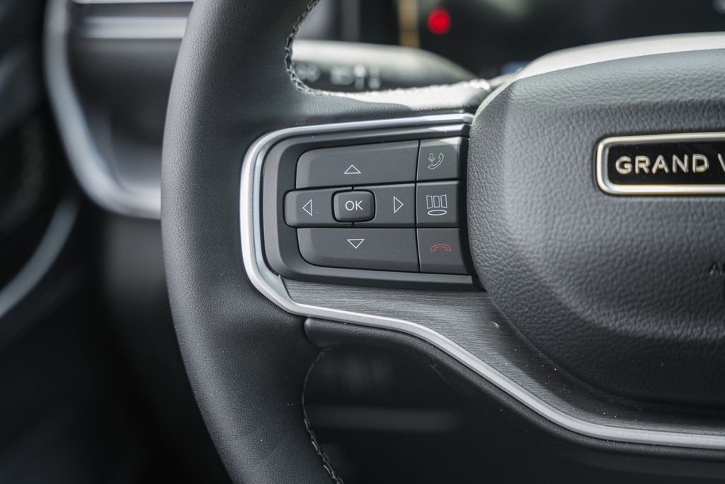 New 2026 Jeep Grand Wagoneer 4WD image 34