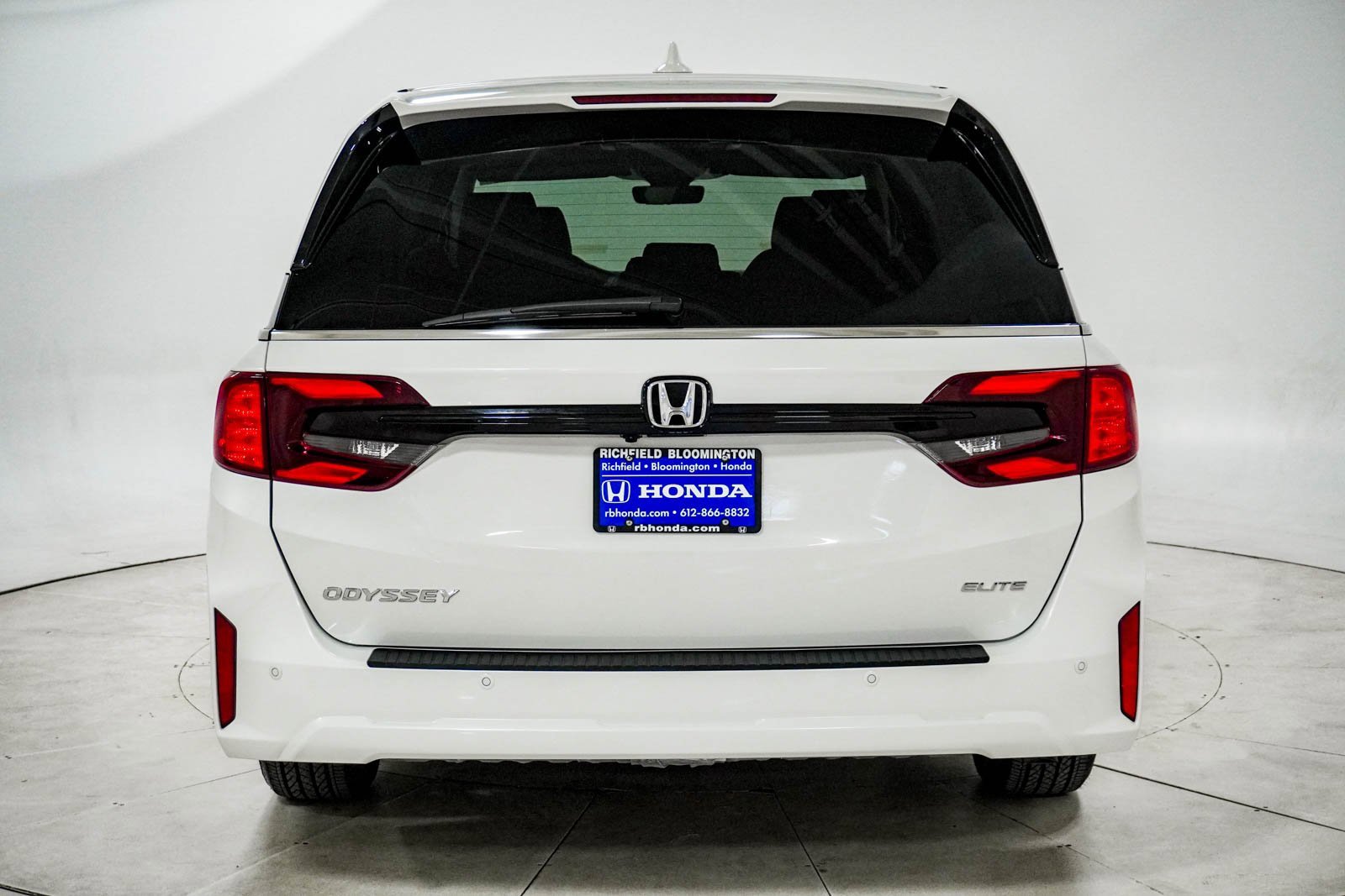 Certified 2026 Honda Odyssey Elite image 7