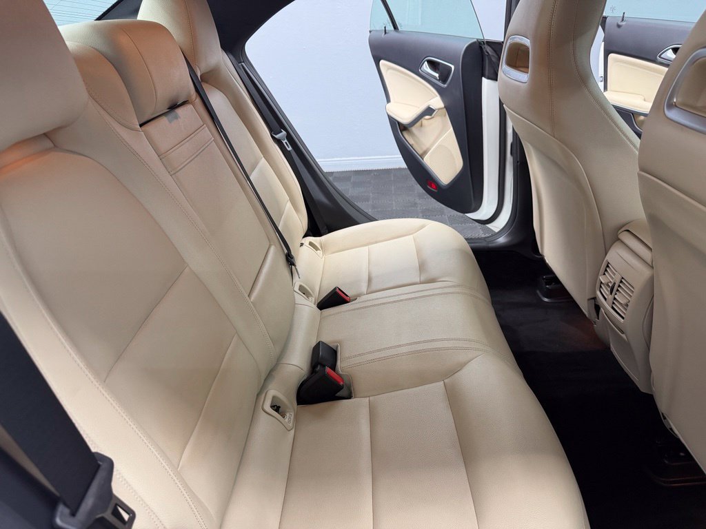 Used 2019 Mercedes-Benz CLA 250 image 45