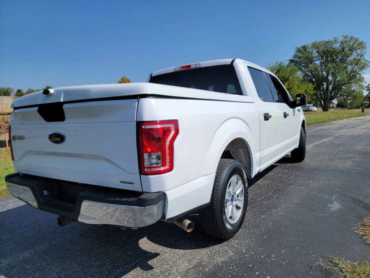 Used 2016 Ford F150 XLT w/ Equipment Group 301A Mid image 10