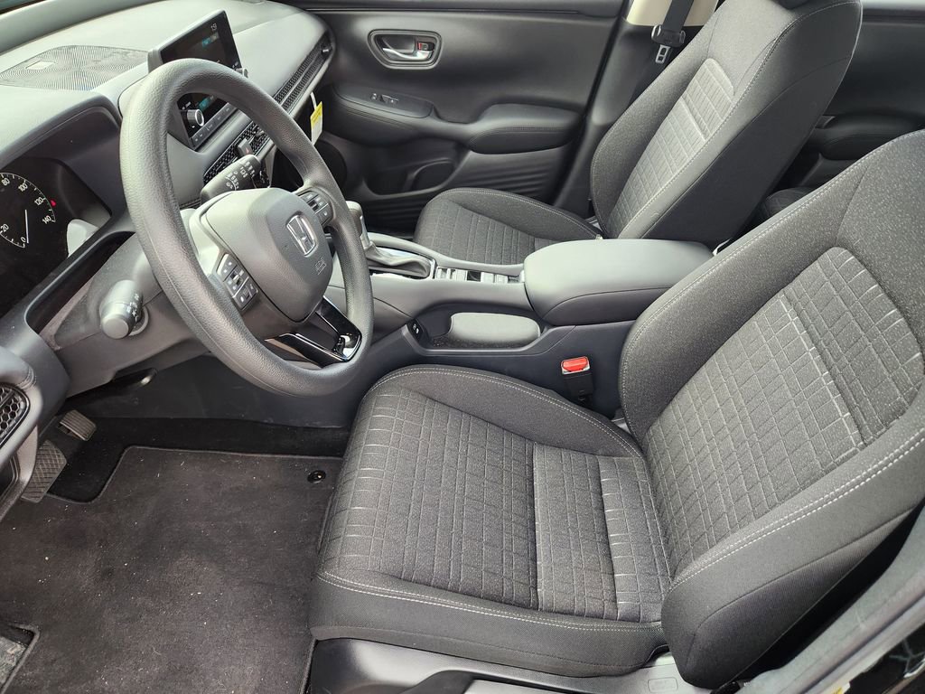 Certified 2025 Honda HR-V LX image 13