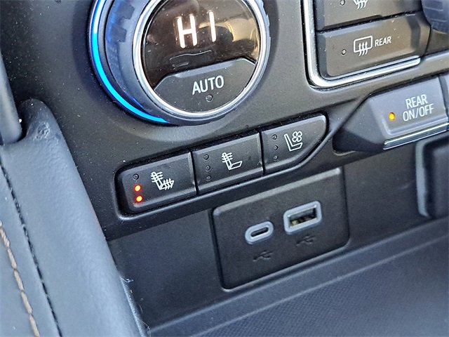 Used 2024 Chevrolet Suburban High Country w/ Max Trailering Package image 16
