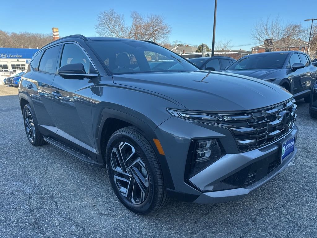 Used 2025 Hyundai Tucson Limited image 7