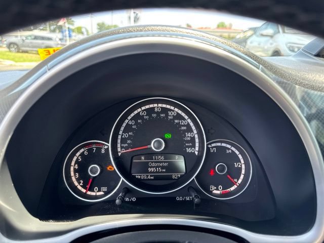 Used 2013 Volkswagen Beetle 2.0T FWD image 11