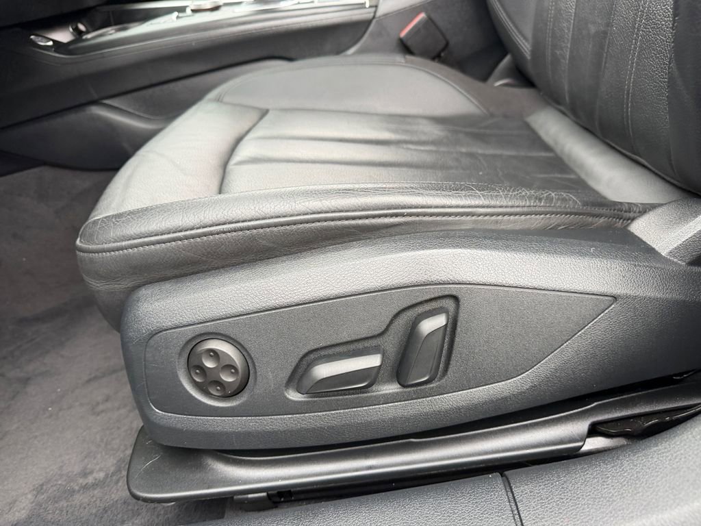 Used 2019 Audi A4 2.0T Premium image 15