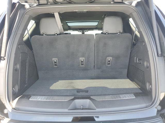 Used 2021 GMC Yukon Denali w/ Denali Ultimate Package RWD image 12