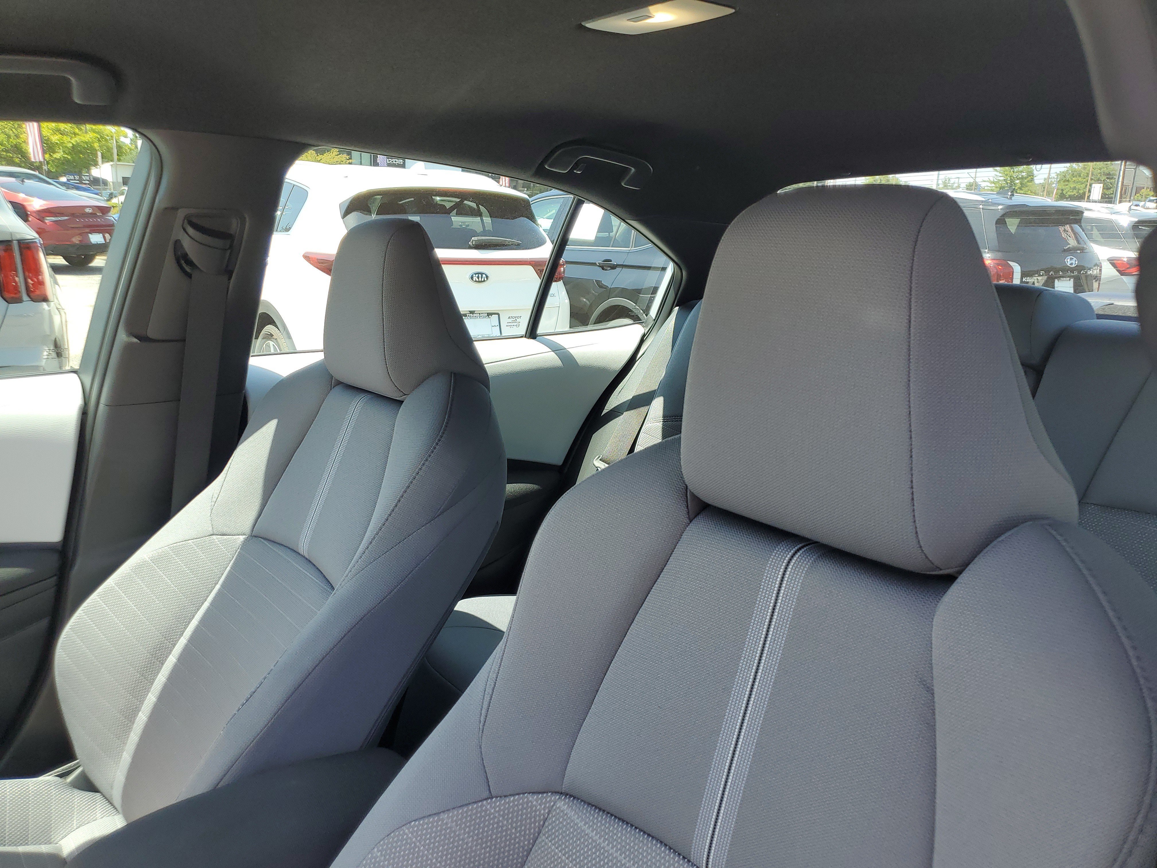 Used 2026 Toyota Corolla SE FWD image 16