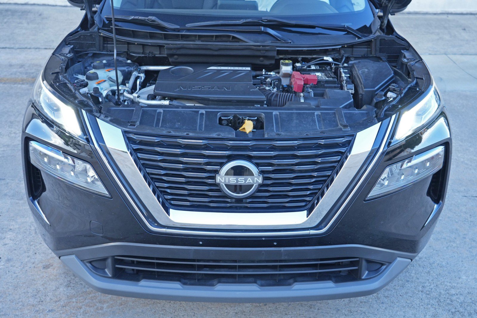 Used 2023 Nissan Rogue SV w/ SV Premium B Package FWD image 7